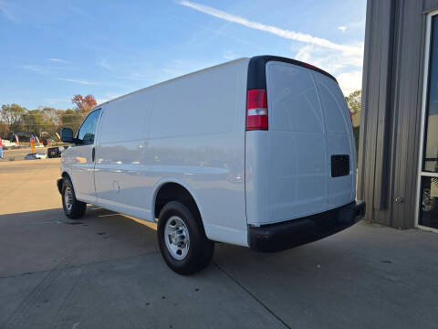 2021 Chevrolet Express 2500