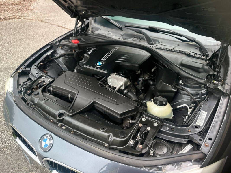 2014 BMW 3 Series 320i