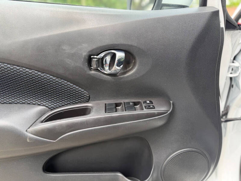 2016 Nissan Versa Note SV