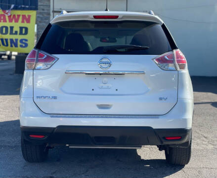 2015 Nissan Rogue SV