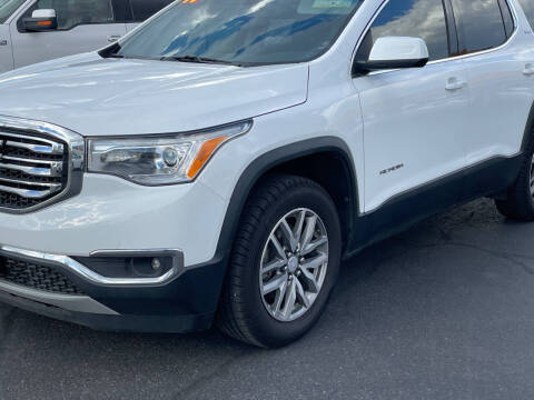 2017 GMC Acadia SLE-2