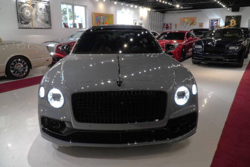 2023 Bentley Flying Spur V8