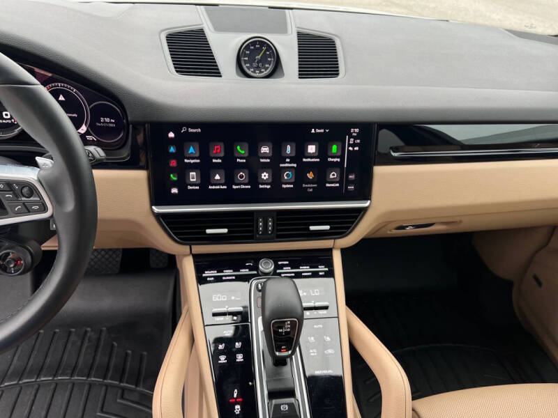 2022 Porsche Cayenne E-Hybrid