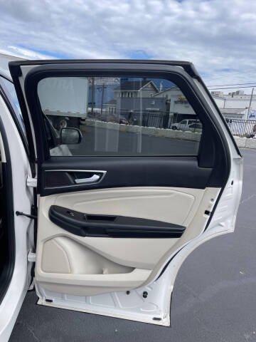 2016 Ford Edge Titanium