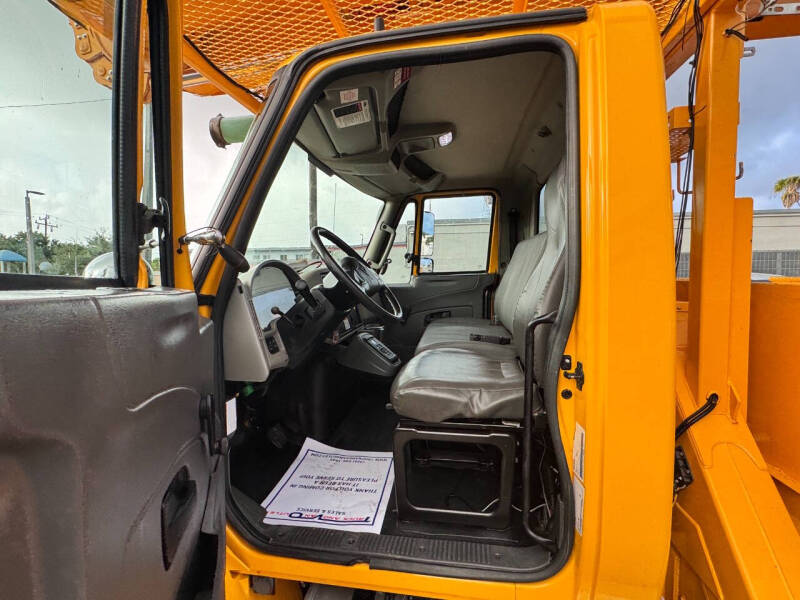 2017 International DuraStar 4300