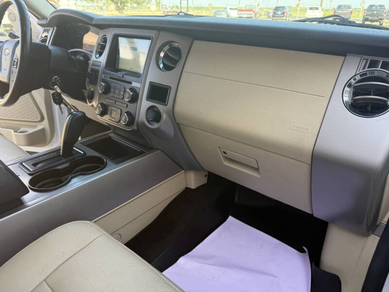 2017 Ford Expedition EL XLT