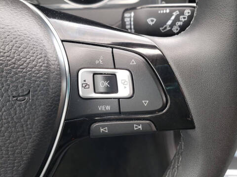 2021 Volkswagen Golf TSI