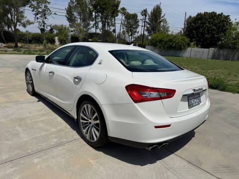 2015 Maserati Ghibli