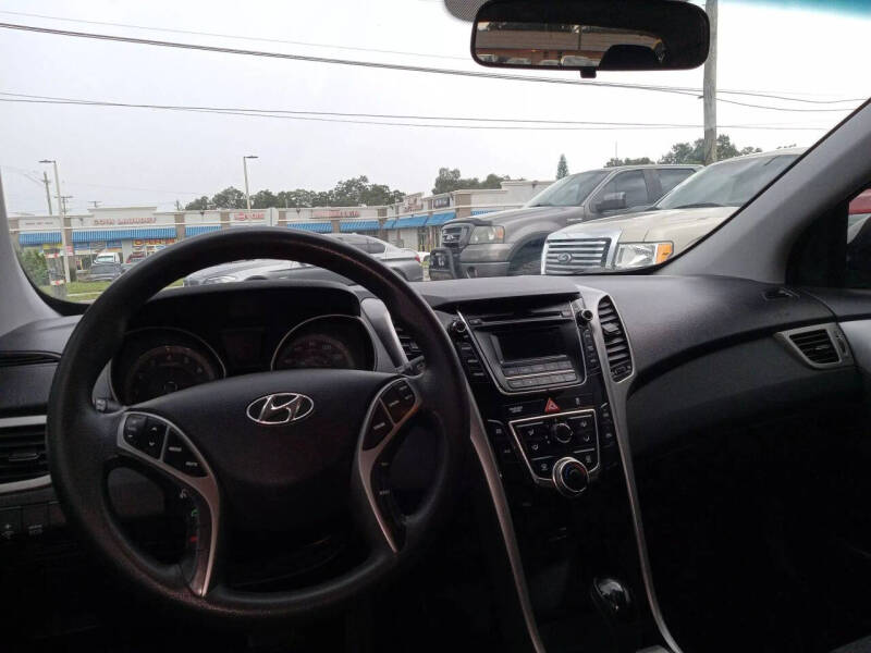 2017 Hyundai Elantra GT