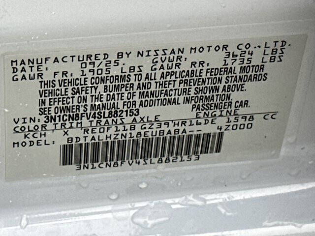 2025 Nissan Versa SR