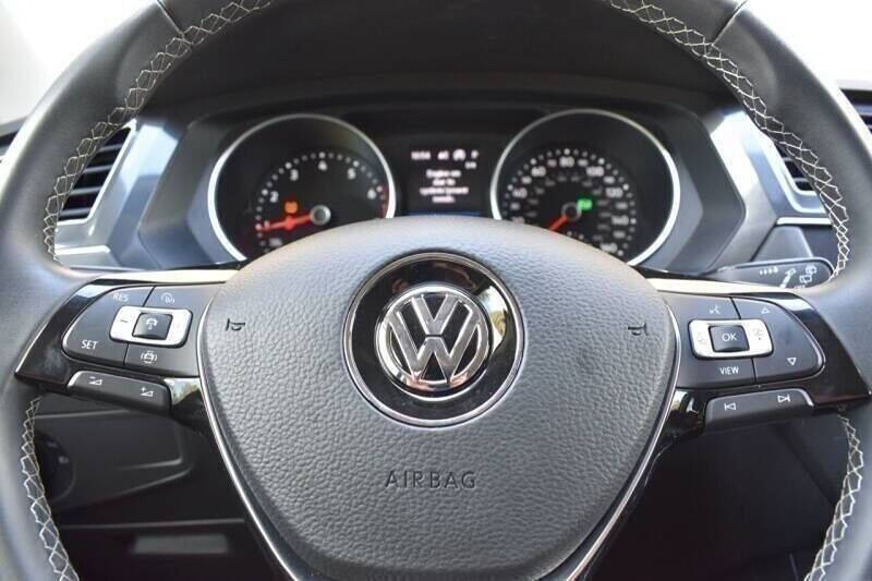 2021 Volkswagen Tiguan SE R-Line Black