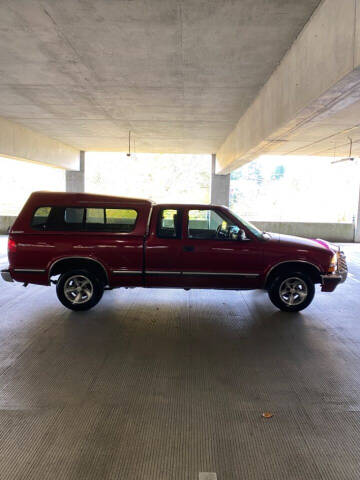 1998 Chevrolet S-10 for sale at ALPINE MOTORS in Milwaukie OR