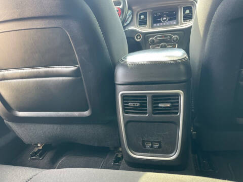 2019 Dodge Charger SXT