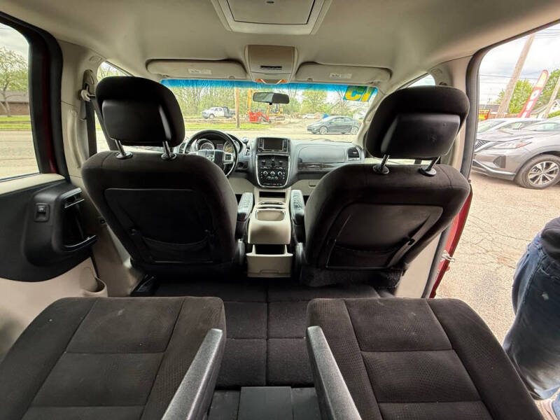 2015 Dodge Grand Caravan SXT Plus