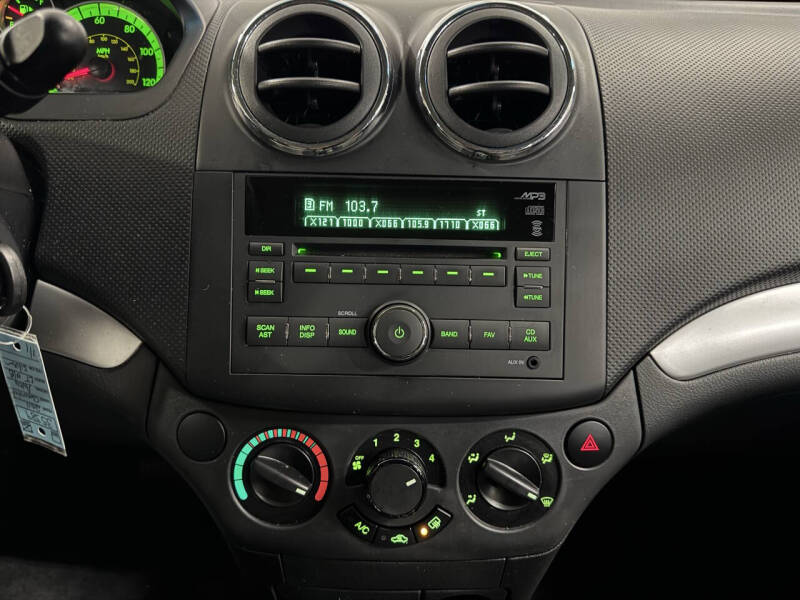 2011 Chevrolet Aveo Aveo5 LT