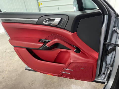 2018 Porsche Cayenne GTS