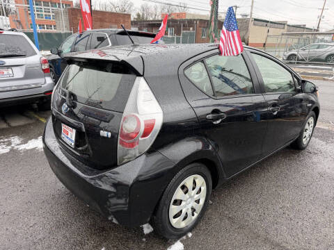 2013 Toyota Prius c One