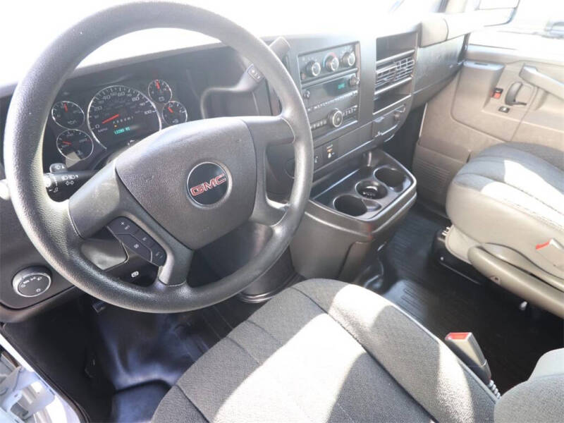 2024 GMC Savana 2500