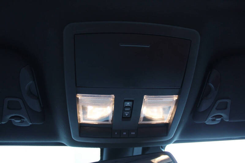 2015 Dodge Challenger SXT Plus