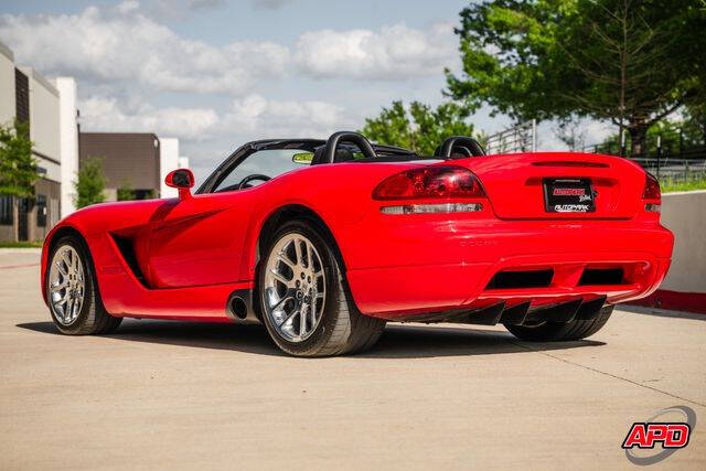 2003 Dodge Viper SRT-10