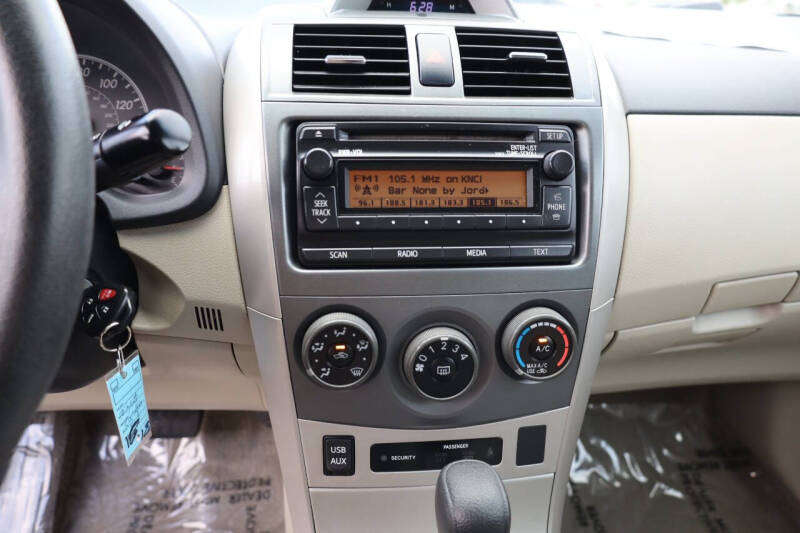 2012 Toyota Corolla LE