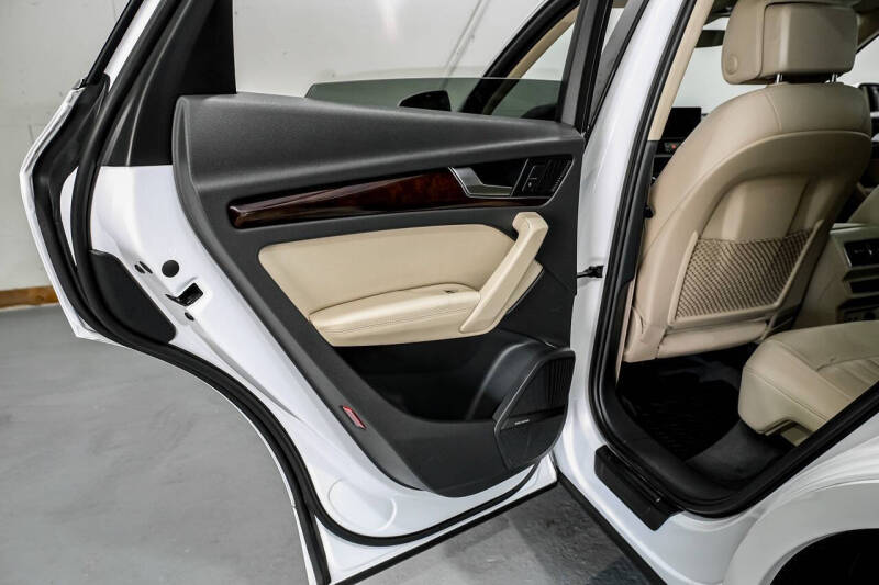 2019 Audi Q5 quattro Premium Plus 45 TFSI