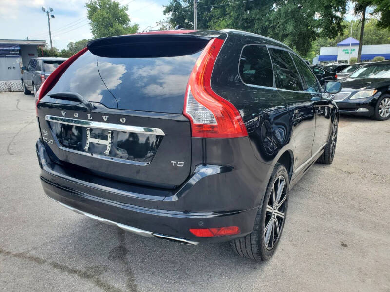 2015 Volvo XC60 T5 Drive-E Premier
