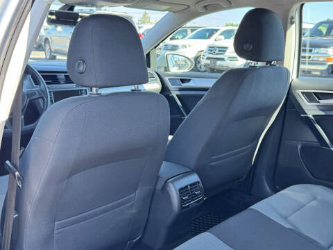 2016 Volkswagen e-Golf SE