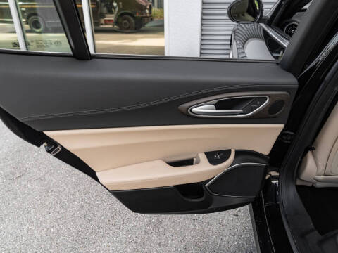 2023 Alfa Romeo Giulia Ti Lusso