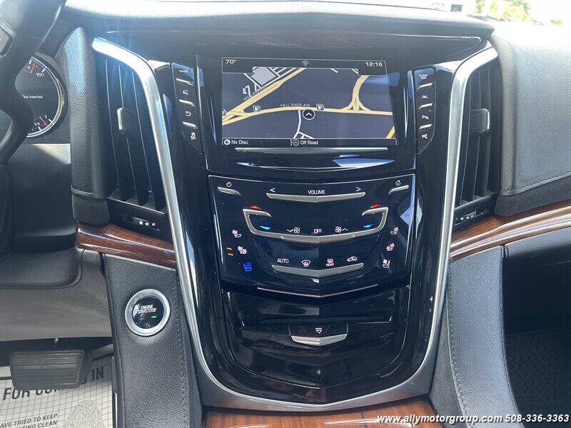 2017 Cadillac Escalade Premium Luxury