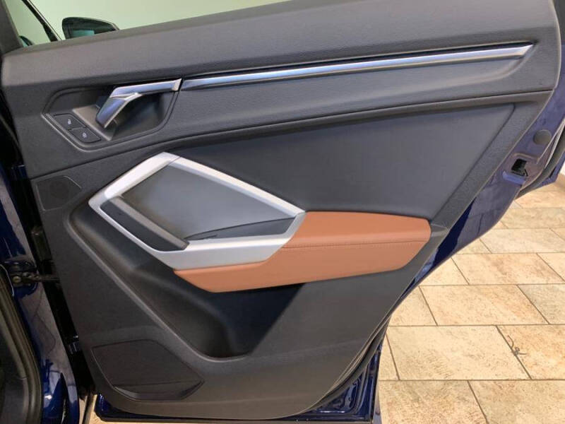 2022 Audi Q3 quattro S line Premium 45 TFSI