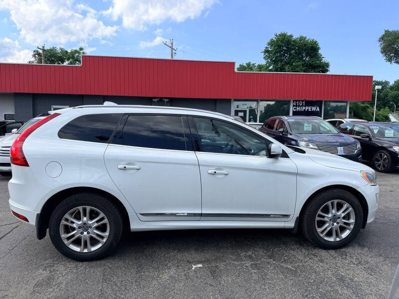 2016 Volvo XC60 T5 Drive-E Platinum