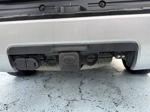 2013 Toyota Sequoia SR5