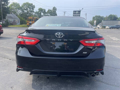2018 Toyota Camry SE