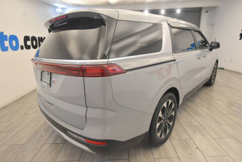 2024 Kia Carnival EX