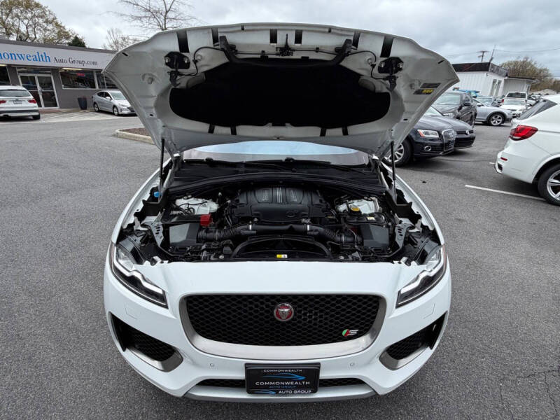 2019 Jaguar F-PACE S