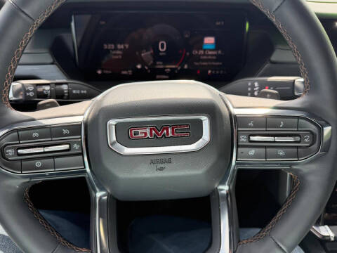2024 GMC Acadia AT4
