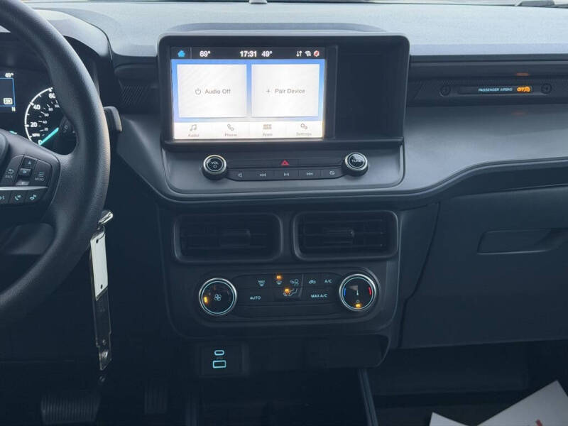 2024 Ford Maverick XL