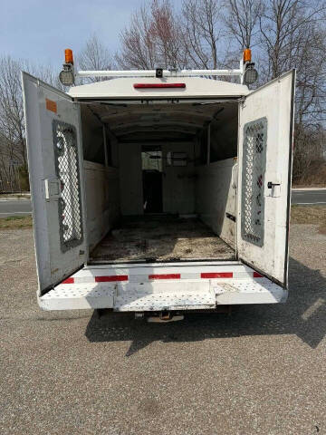 2015 Ford E-Series E-350 SD