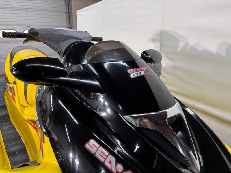 2004 Sea-Doo GTX 185