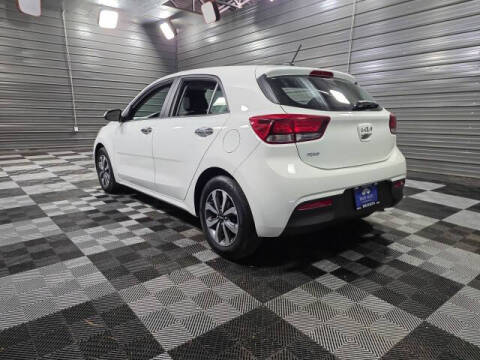 2023 Kia Rio 5-Door S