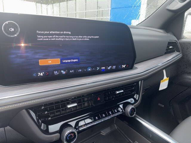 2025 Chevrolet Suburban Premier