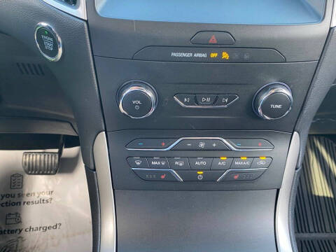 2020 Ford Edge SEL