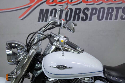 2023 Suzuki Boulevard C50T