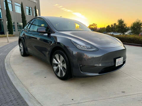 2024 Tesla Model Y Long Range