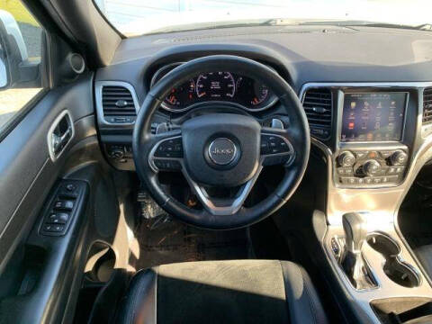 2017 Jeep Grand Cherokee Laredo