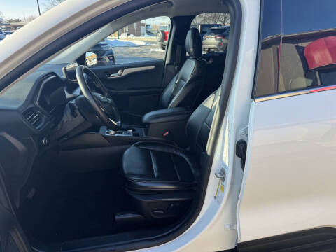 2024 Ford Escape Platinum