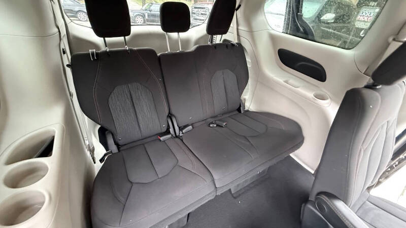 2017 Chrysler Pacifica Touring