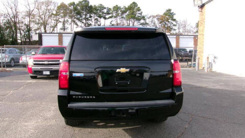 2020 Chevrolet Suburban LT