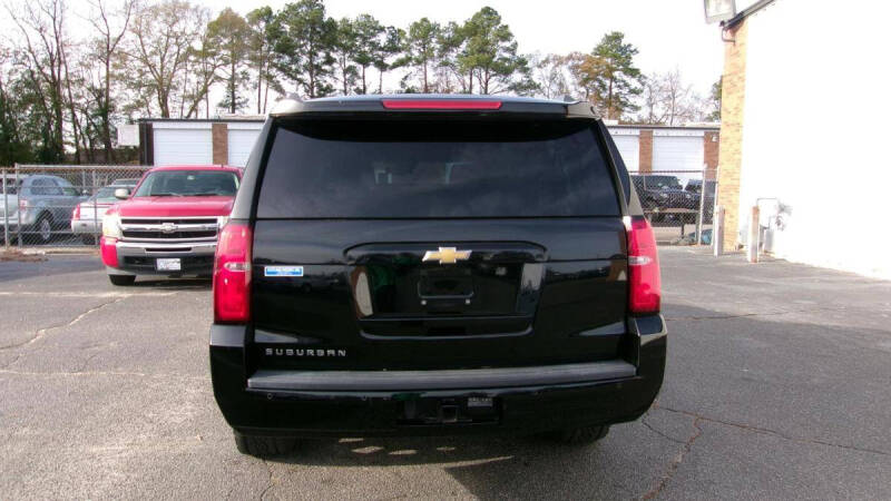 2020 Chevrolet Suburban LT